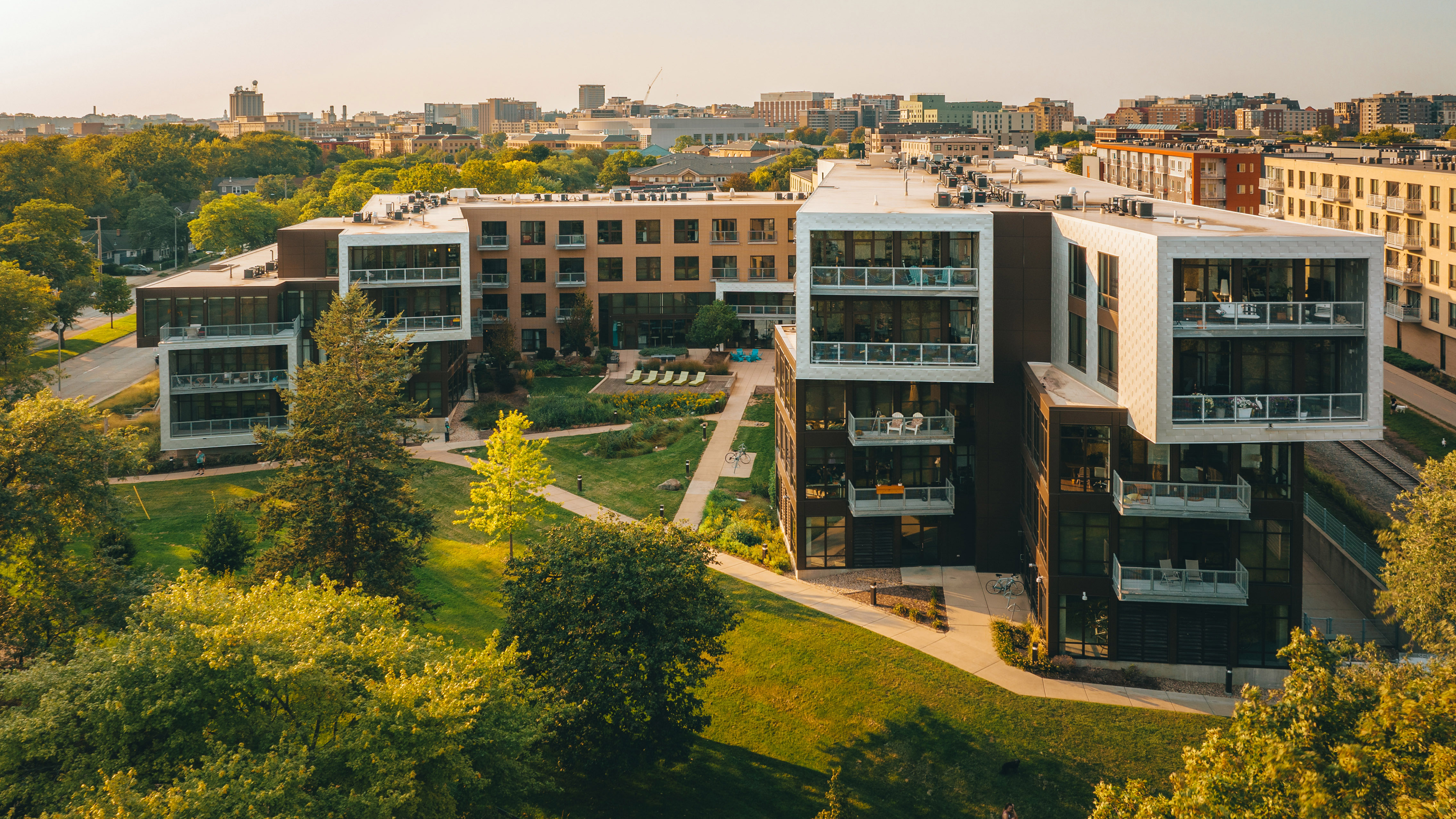 SEVEN27 at The Yards