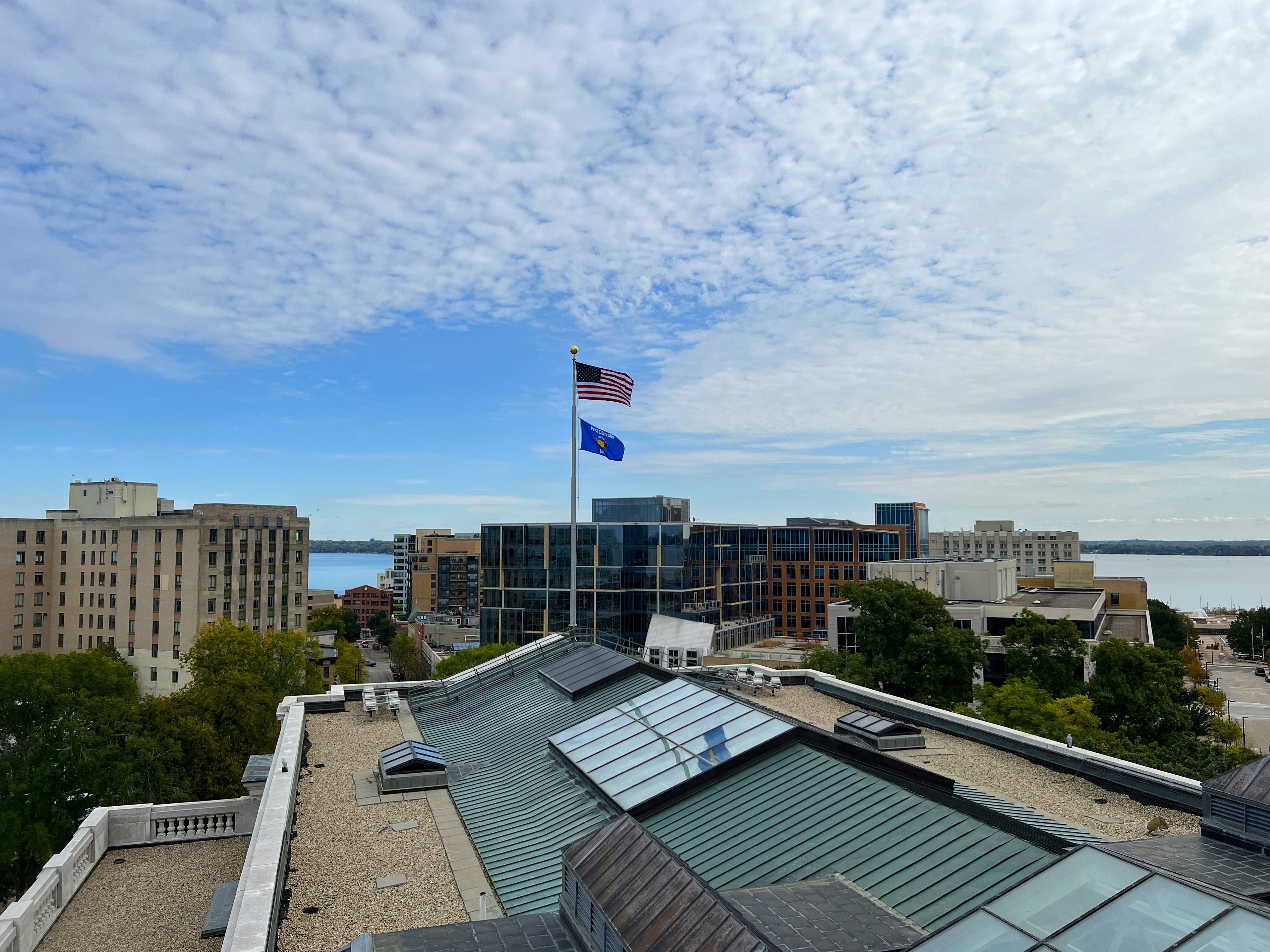 Panoramic views of the lakes, and downtown, at The Wisconsin State Capitol 