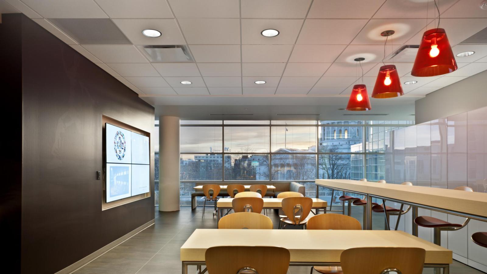 Office space with stunning Capitol views at US Bank Plaza in Madison